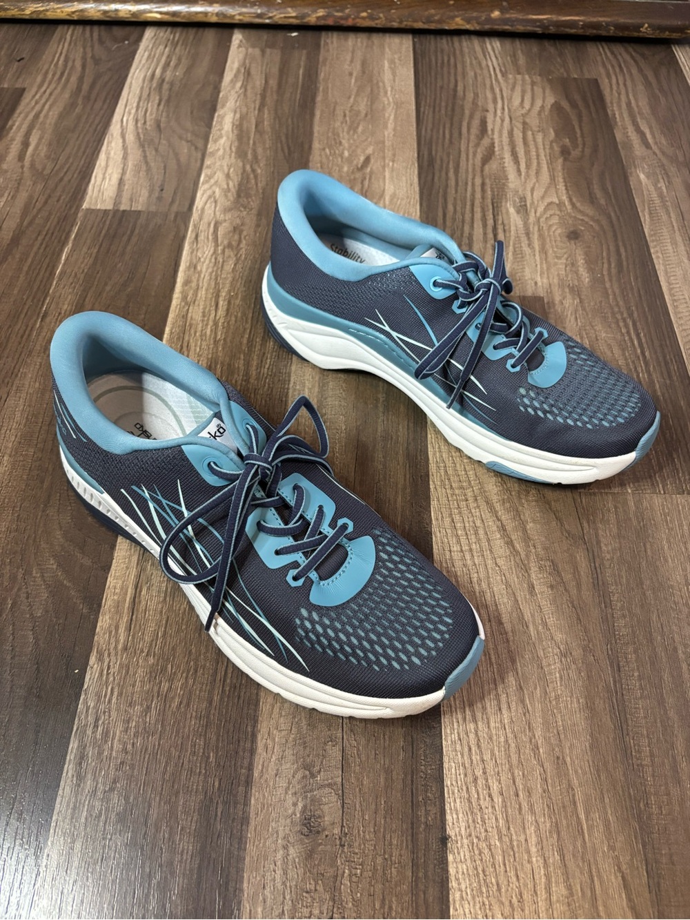 Dansko women sneakers